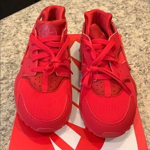 Red Nike huaraches